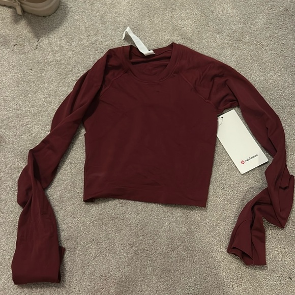 lululemon athletica Tops - Swiftly tech cropped long sleeve